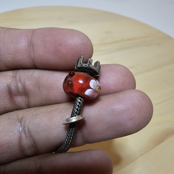 Chamilia Sterling silver 925 snake chain toggle clasp charm bracelet & 5 Charms - Picture 5 of 10